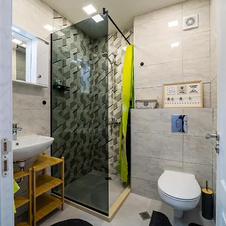 Sky Academic Apartment Varna