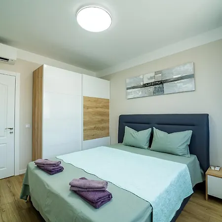 Sky Academic * 바르나