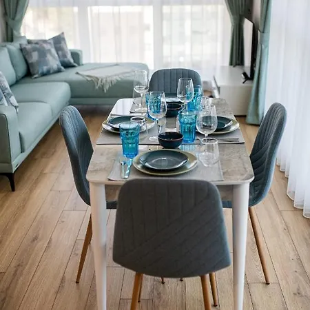 Apartment Sky Academic